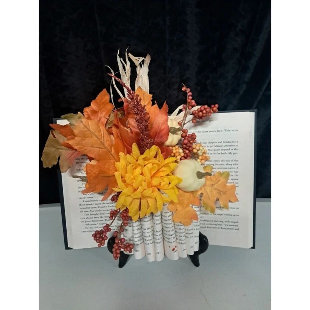 Folded book centerpiece